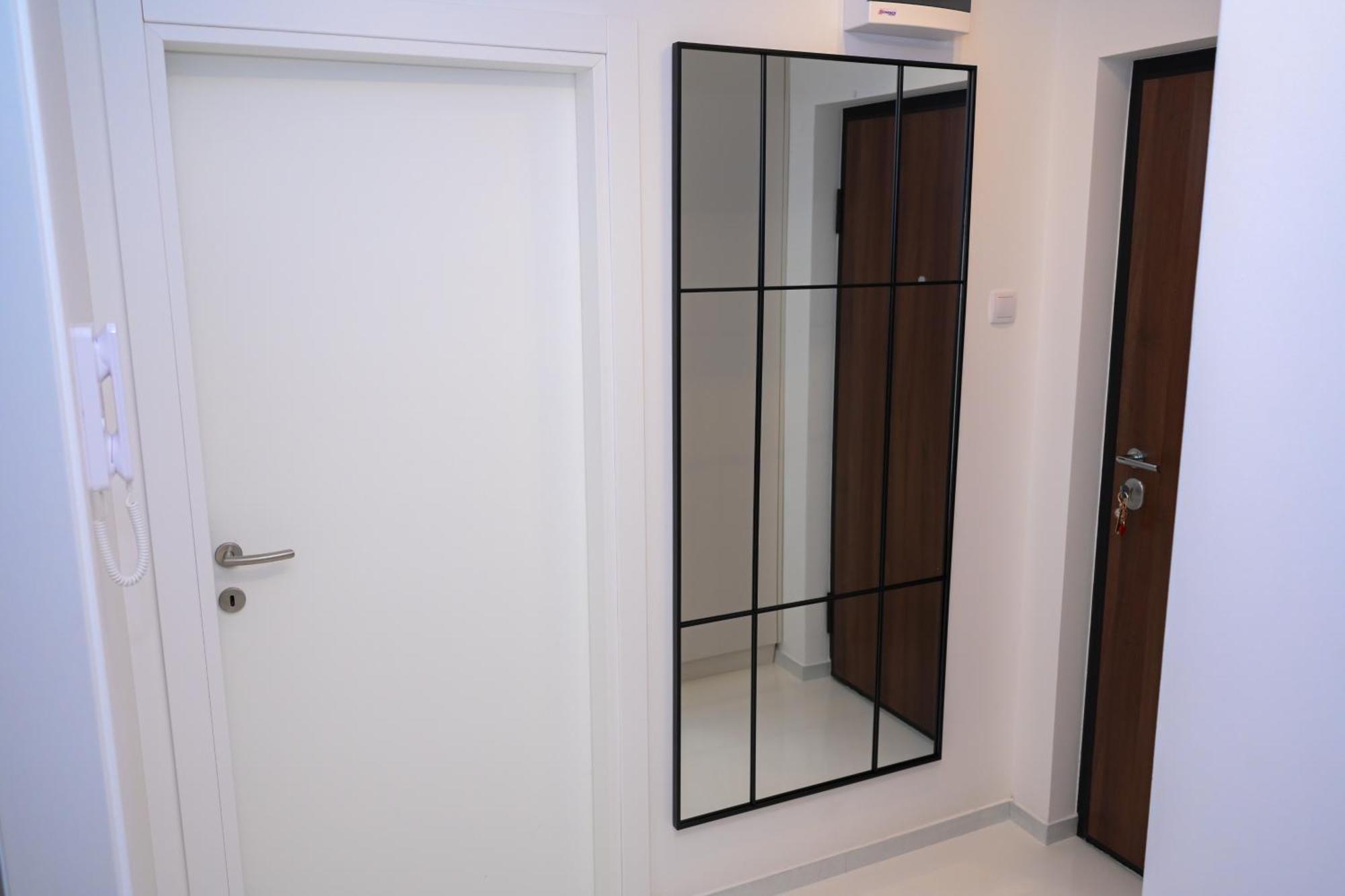 Feel Apartment
